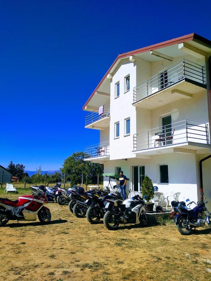 The Brothers Villa Hotel Ohrid Bagian luar foto